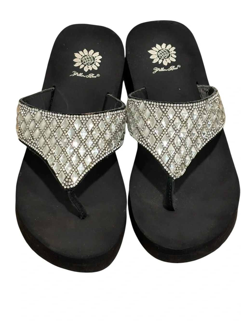 Yellow Box Black Sandals with Silver Beaded Straps Size 10 - Picture 5 of 10